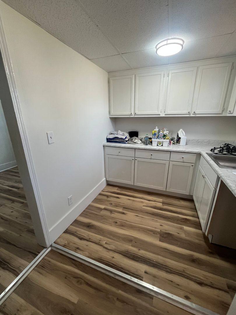 Apartment for rent at 1813 W Gaulbert Ave, Louisville, KY 40210