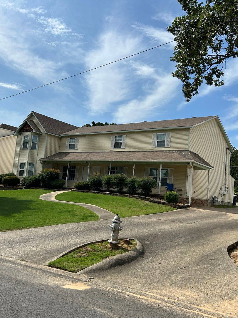Townhouse for rent at 250 Apple Valley Dr, Sherwood, AR 72120