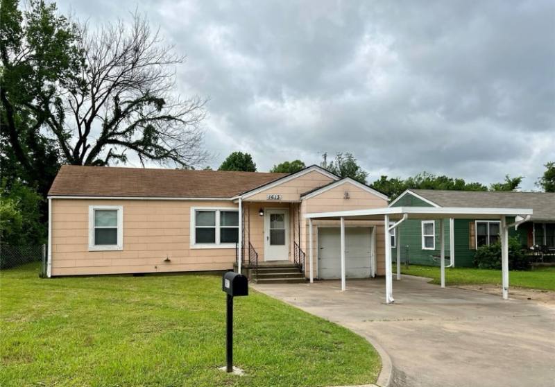 House for rent at 1613 Center Lane, Muskogee, OK 74403