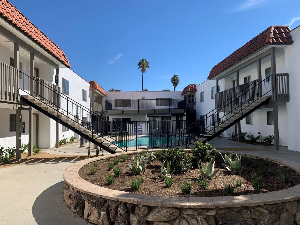Apartment for rent at 150 S San Jacinto St, Hemet, CA 92543