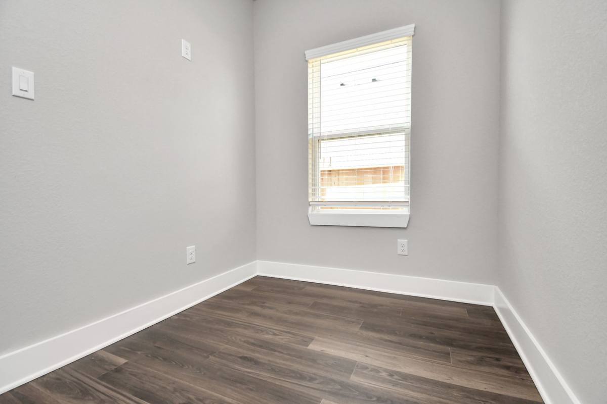 House for rent at 10538 Wildflower View Dr, Rosharon, TX 77583