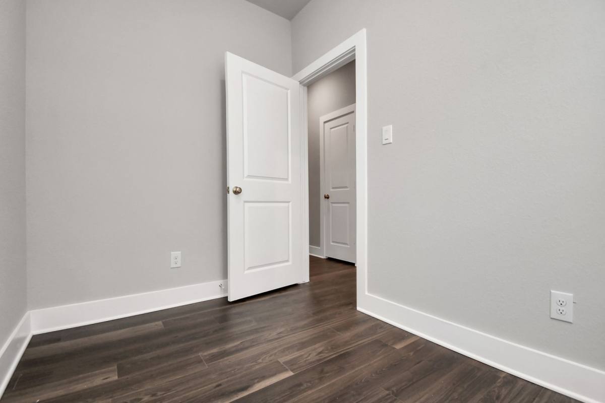 House for rent at 10538 Wildflower View Dr, Rosharon, TX 77583
