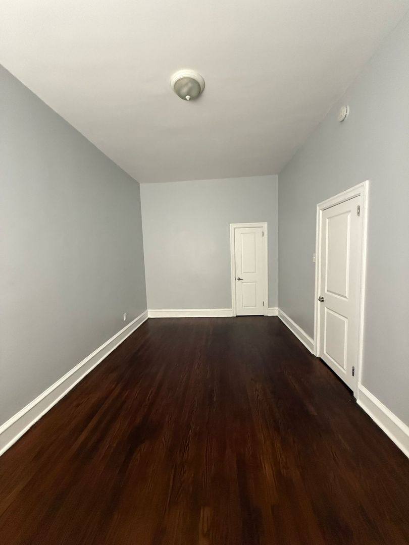 Apartment for rent at 196 White Horse Pike, Oaklyn, NJ 08107