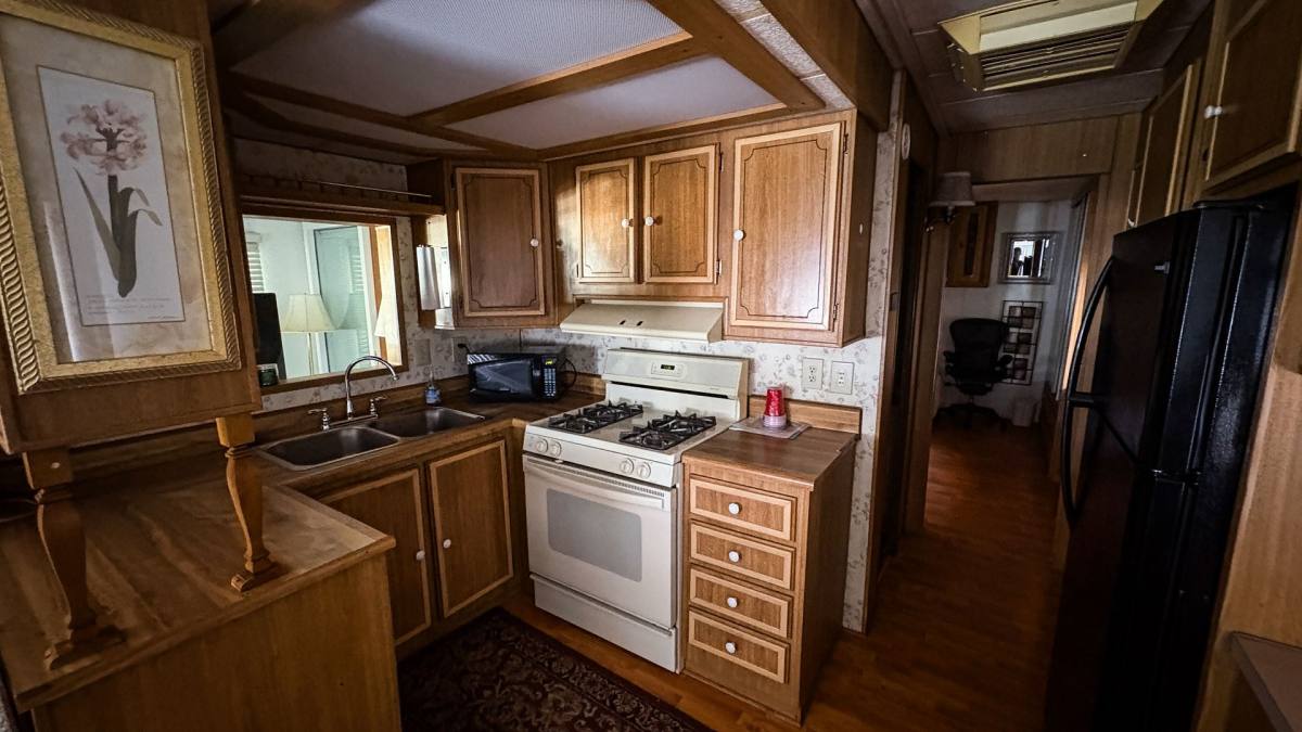 Apartment for rent at 918 Acorn Dr, San Jacinto, CA 92583