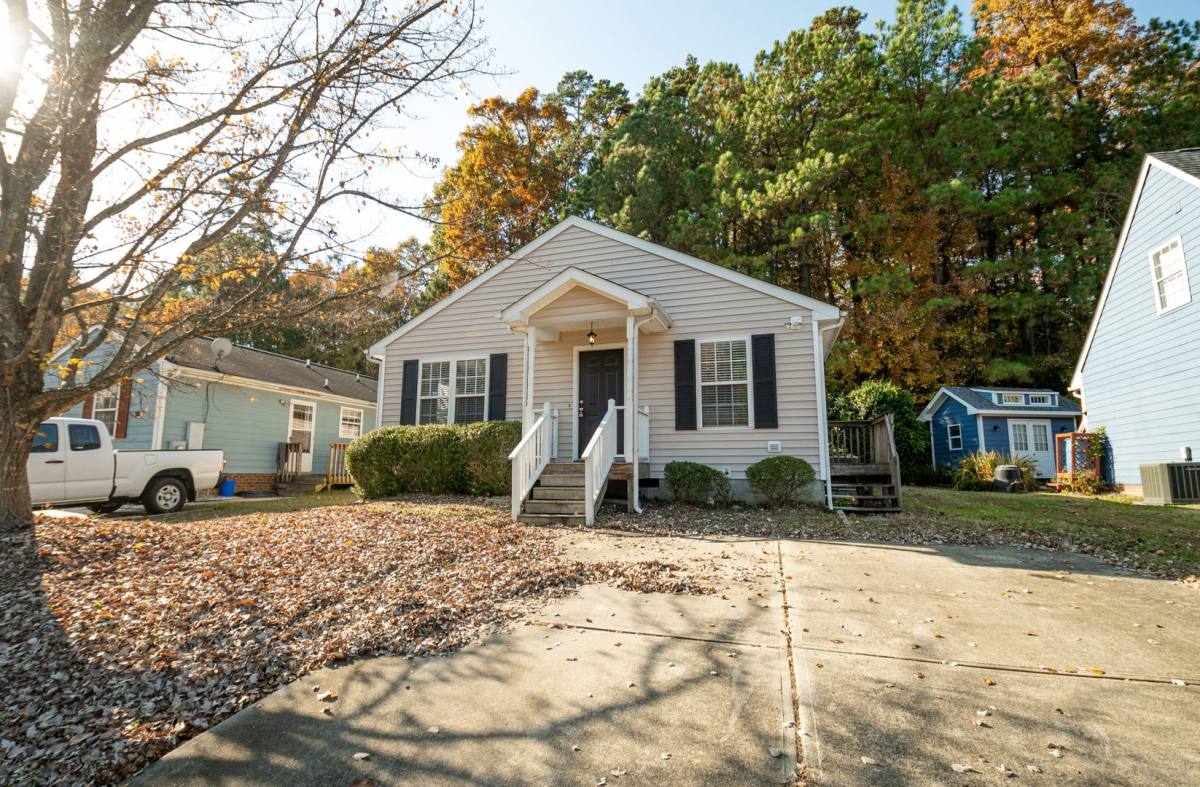 House for rent at 2618 Lexington St, Durham, NC 27707
