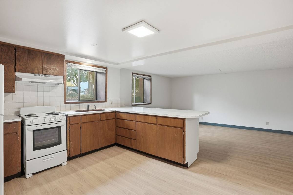 Apartment for rent at 155 S Oak St, Spokane, WA 99201
