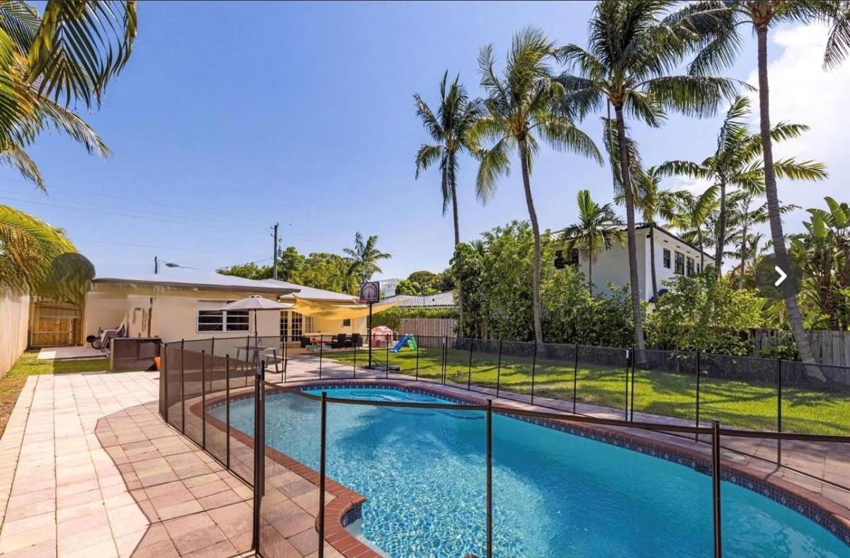 House for rent at 1815 Daytonia Rd, Miami Beach, FL 33141