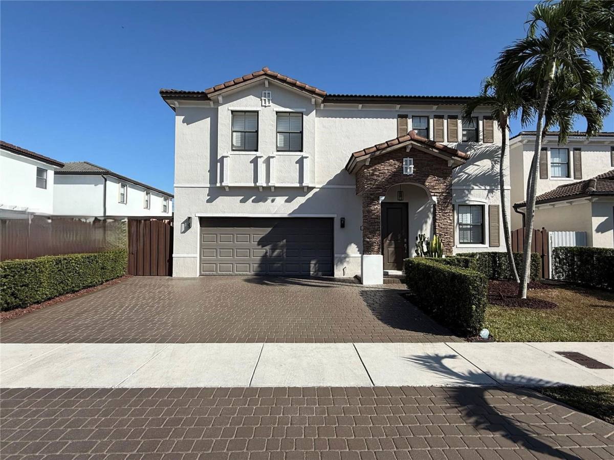 House for rent at 1535 SW 145th Ave, Hollywood, FL 33027