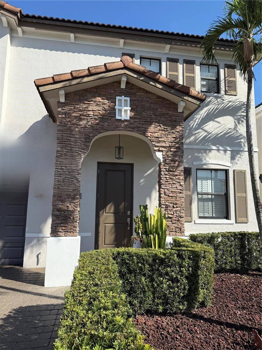 House for rent at 1535 SW 145th Ave, Hollywood, FL 33027