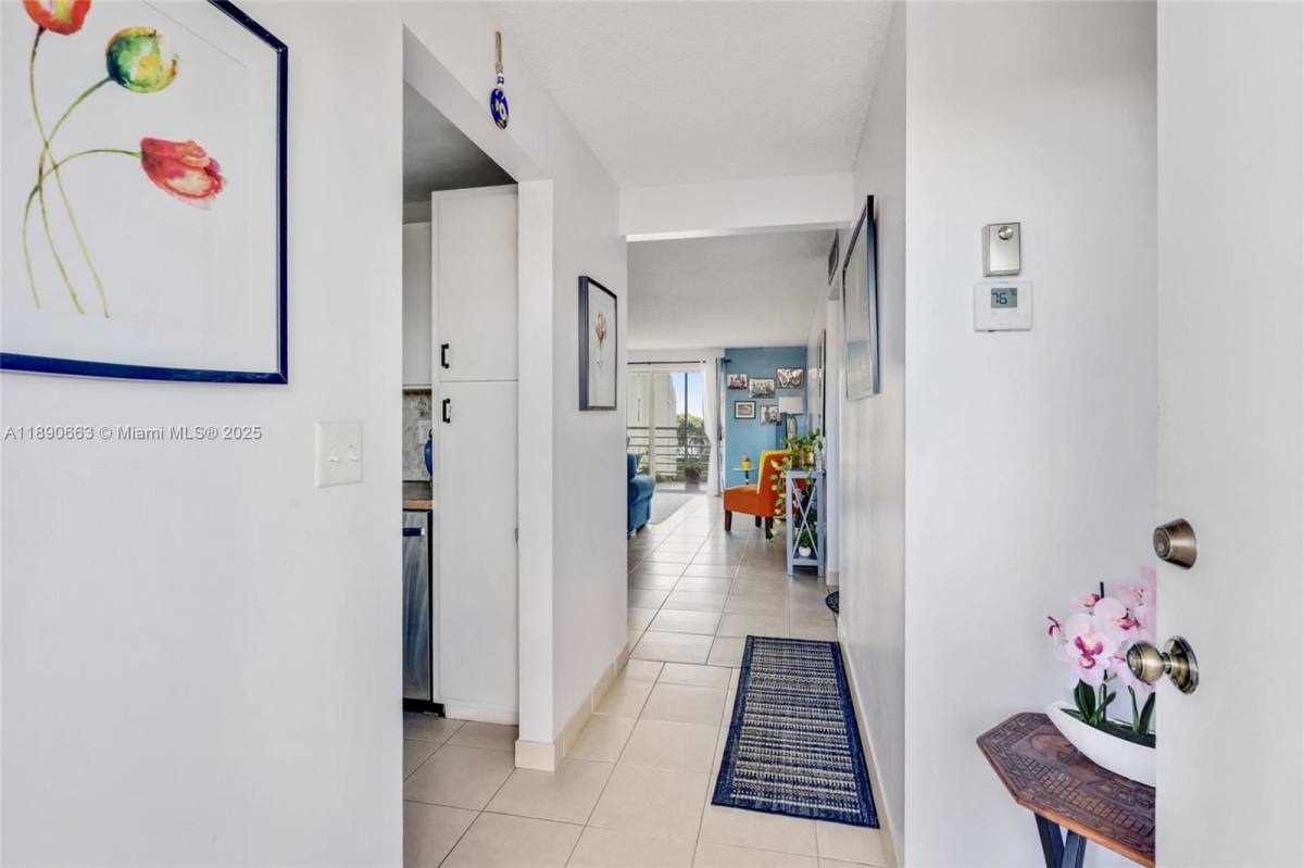 Condo for rent at 321 SE 3rd St #502, Dania, FL 33004