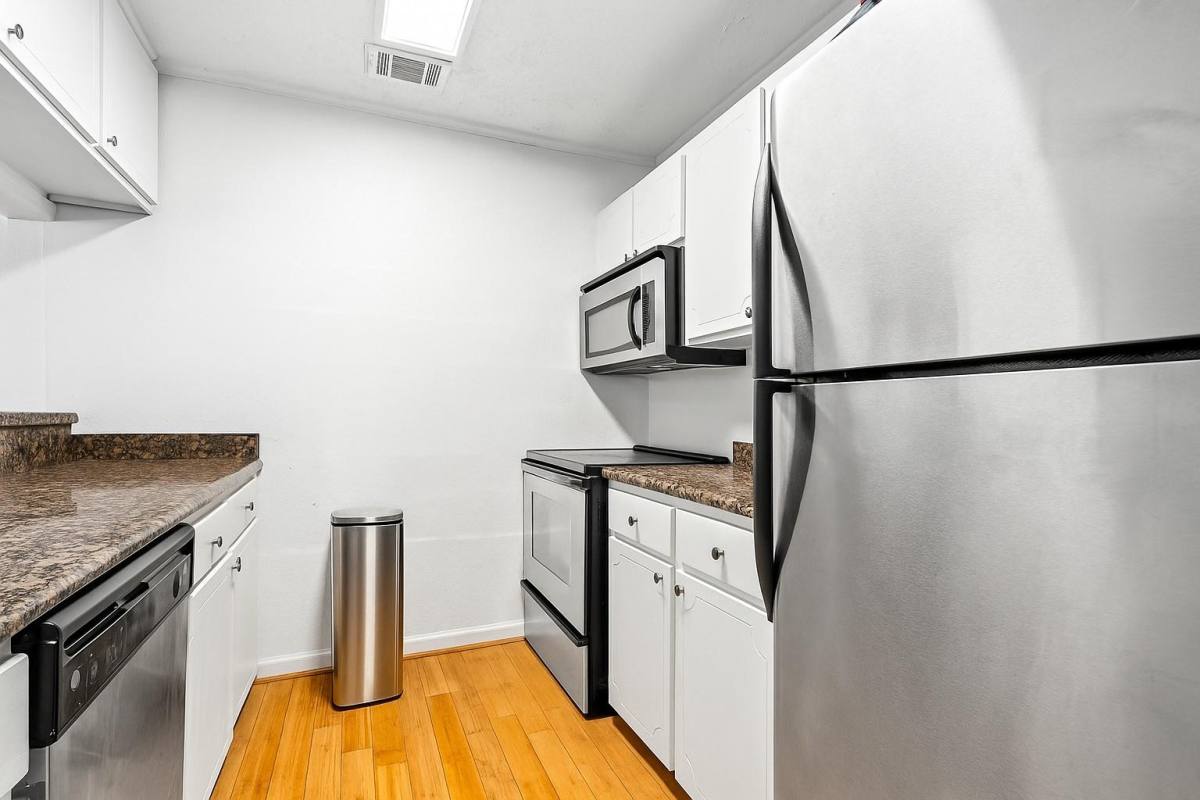Condo for rent at 449 N Donahue Dr Tiger Inn E A4, Auburn, AL 36830