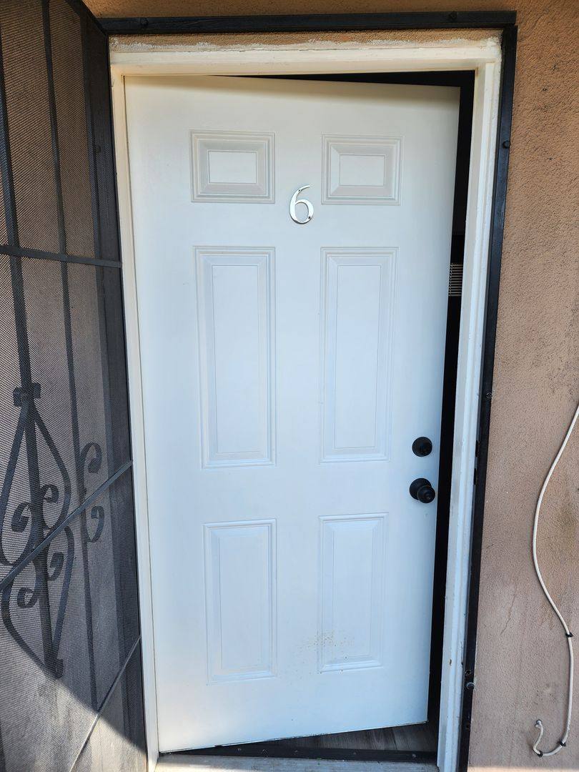 Apartment for rent at 417 N Bush St, Anaheim, CA 92805