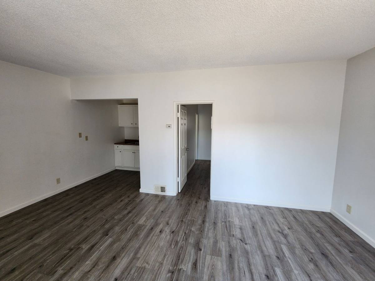 Apartment for rent at 417 N Bush St, Anaheim, CA 92805