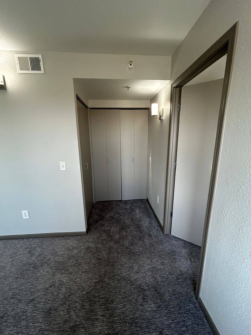 Apartment for rent at 2116 Leavenworth St, Omaha, NE 68102