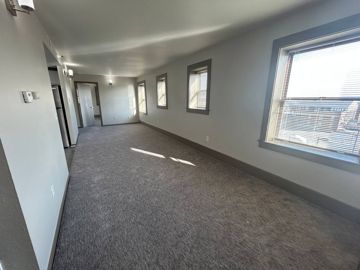 Apartment for rent at 2116 Leavenworth St, Omaha, NE 68102