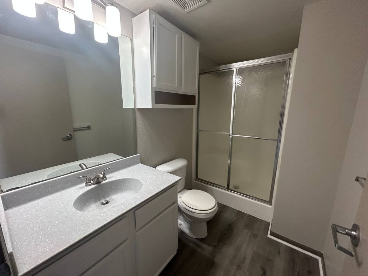 Apartment for rent at 2116 Leavenworth St, Omaha, NE 68102