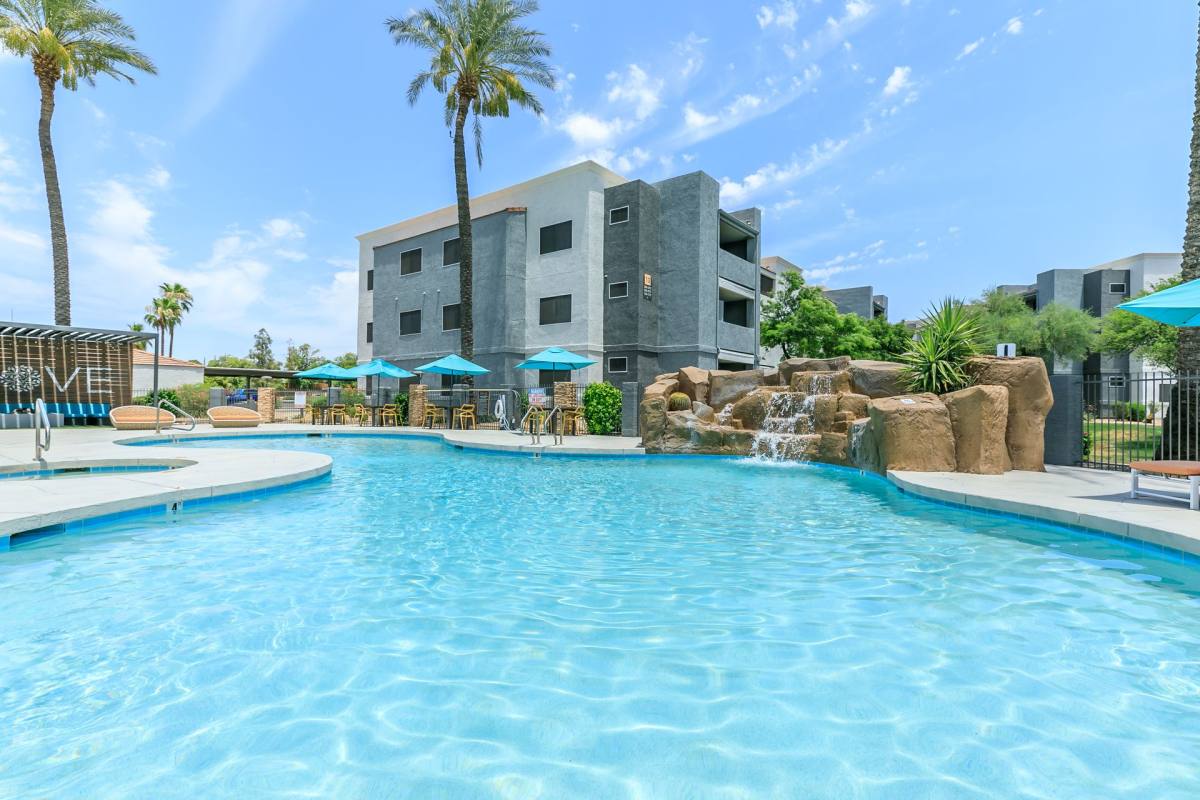 Apartment for rent at 15645 N 35th Ave, Phoenix, AZ 85053
