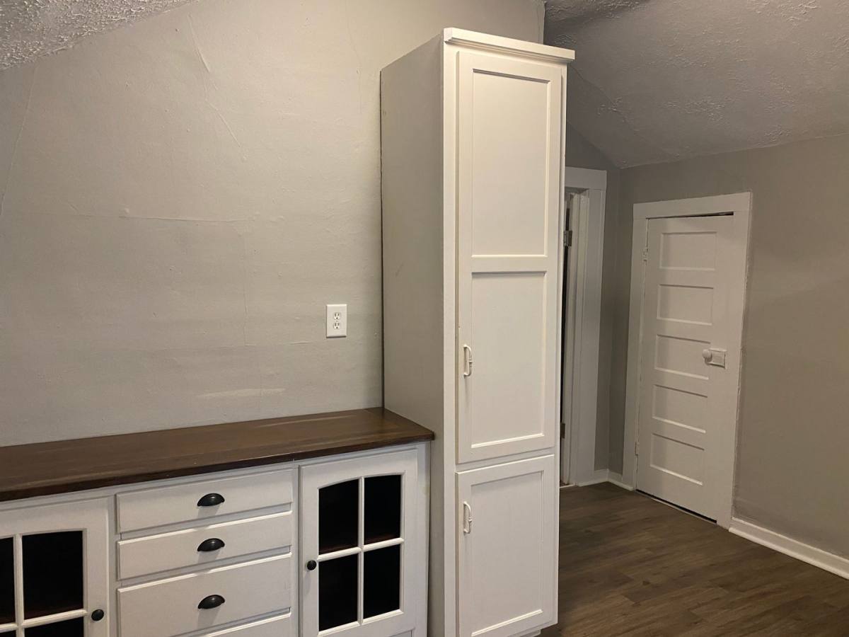 Apartment for rent at 443 Greenwood Ave, Clarksville, TN 37040