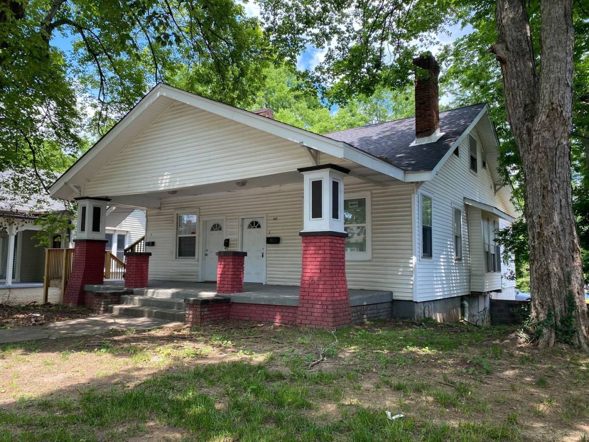 Apartment for rent at 443 Greenwood Ave, Clarksville, TN 37040