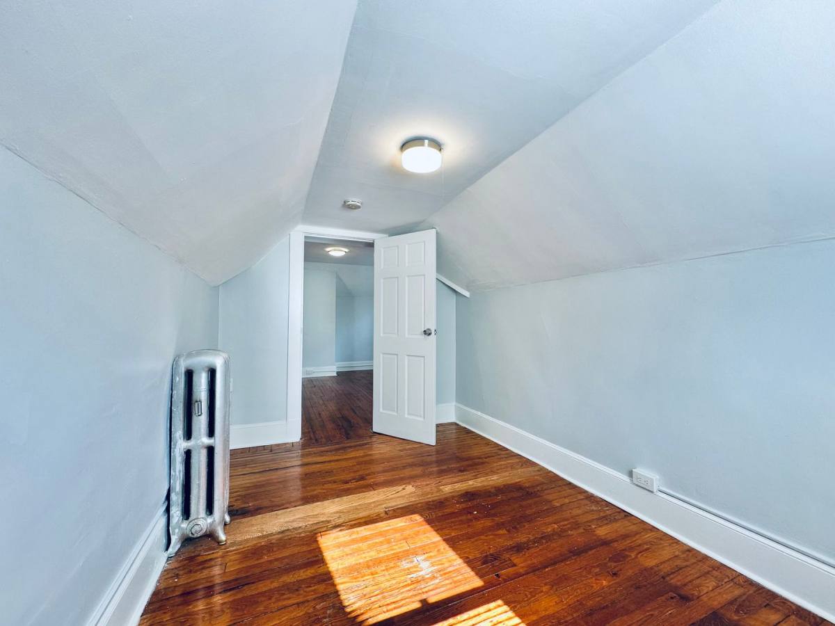 Apartment for rent at 62-64 Sheldon Terrace, New Haven, CT 06511