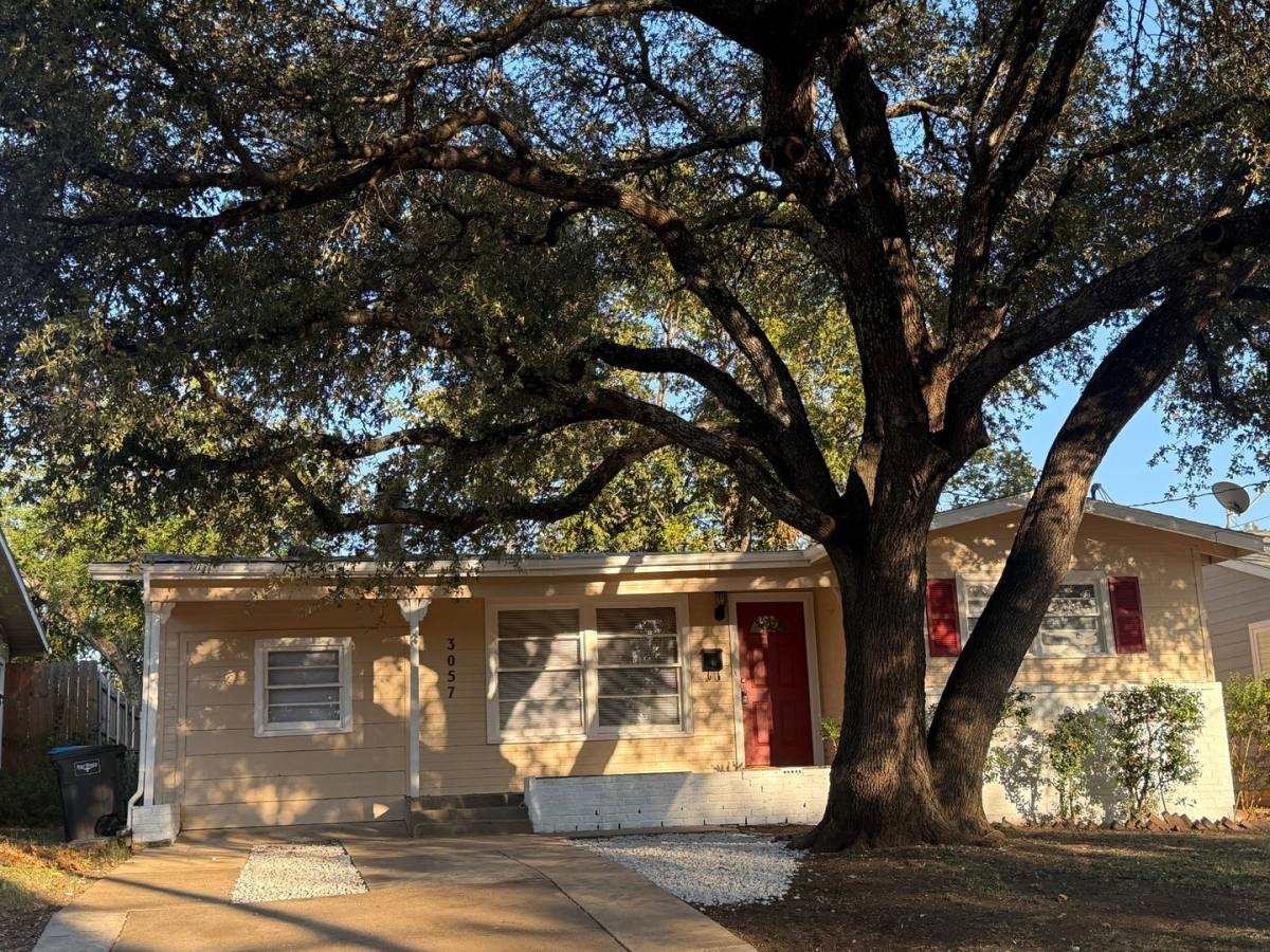 House for rent at 3057 Tex Blvd, Fort Worth, TX 76116