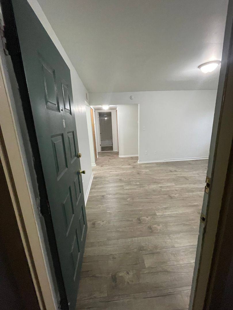 Apartment for rent at 609 Flint Rd, Brighton, MI 48116