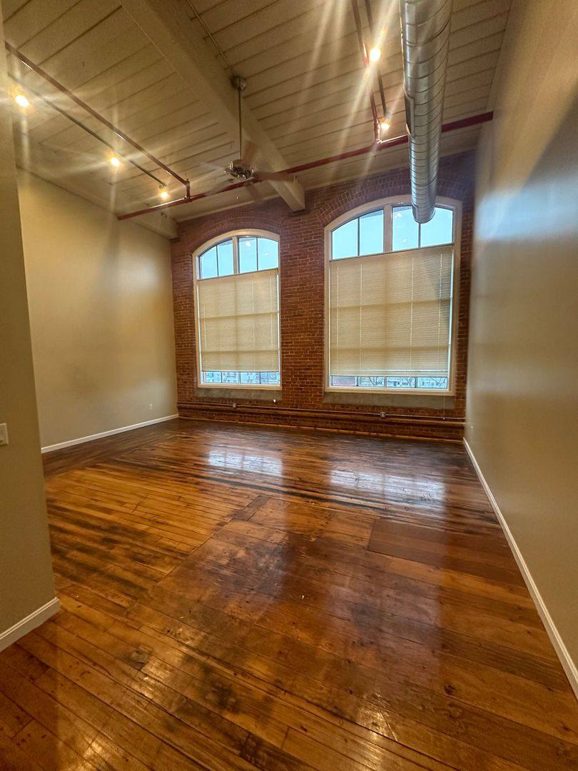 Apartment for rent at 200 Riverside Ave, New Bedford, MA 02746