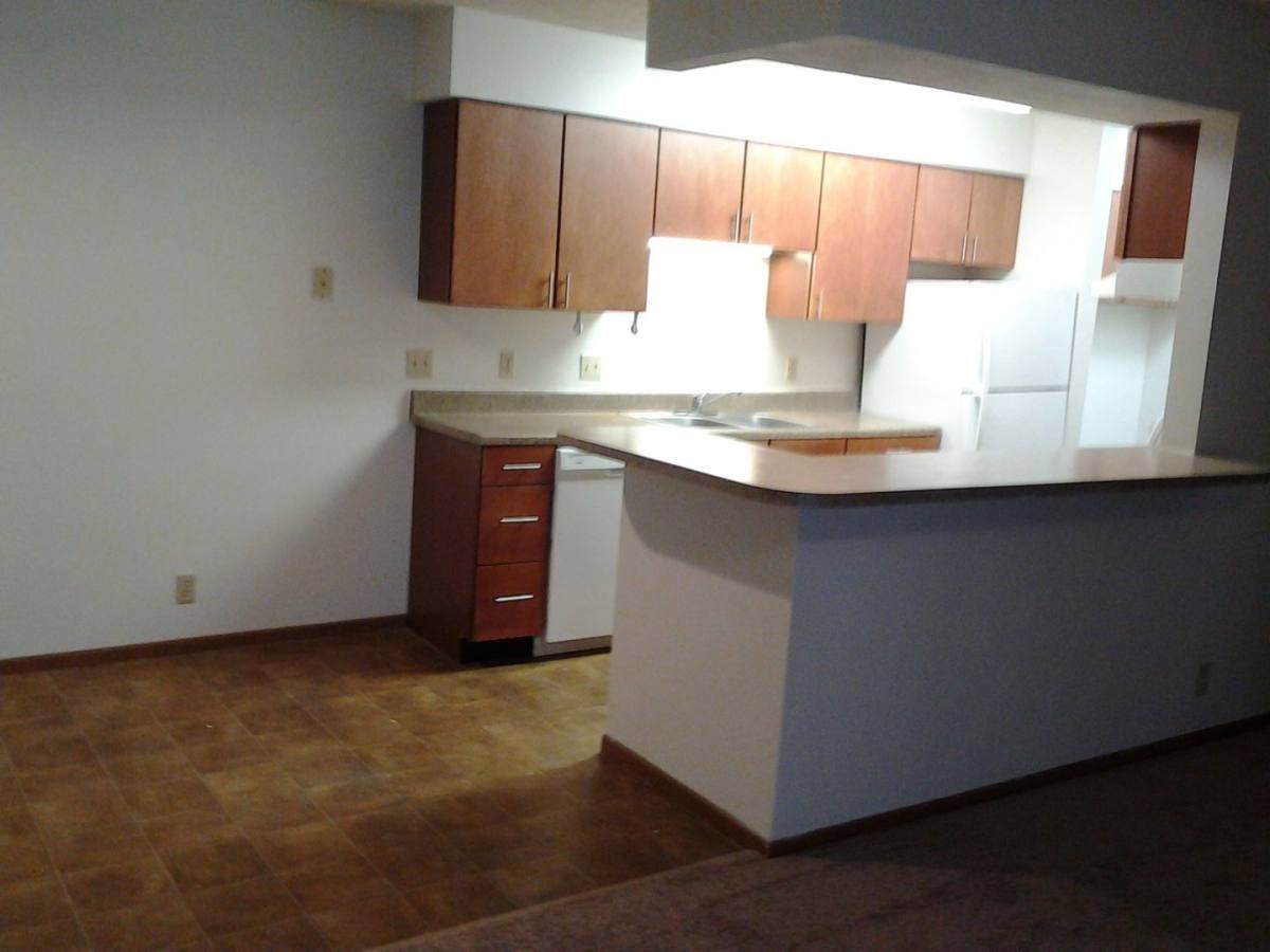 Apartment for rent at 2606 N 115th Court, Omaha, NE 68164