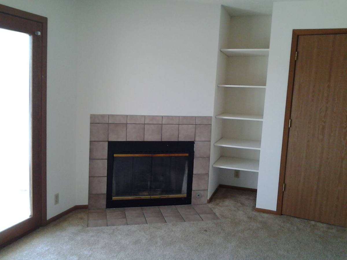 Apartment for rent at 2606 N 115th Court, Omaha, NE 68164