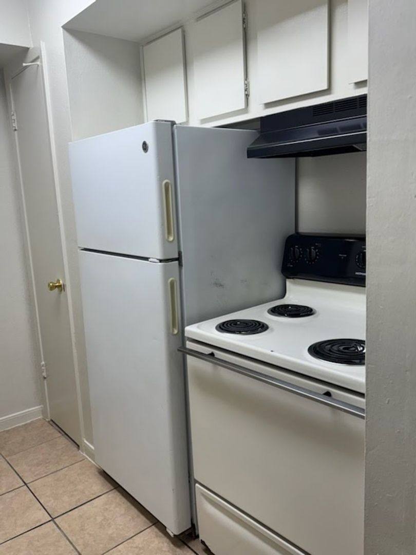 Apartment for rent at 5500 Antoine Dr, Houston, TX 77091
