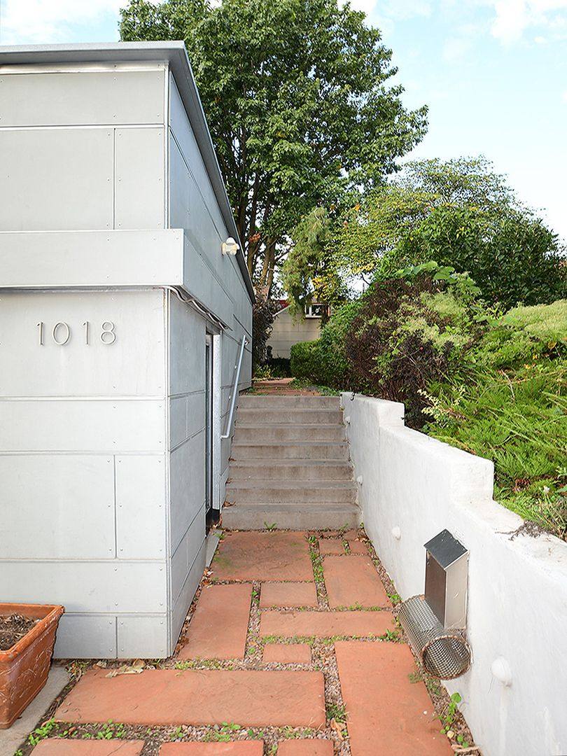 House for rent at 1018 S 36th, Omaha, NE 68105