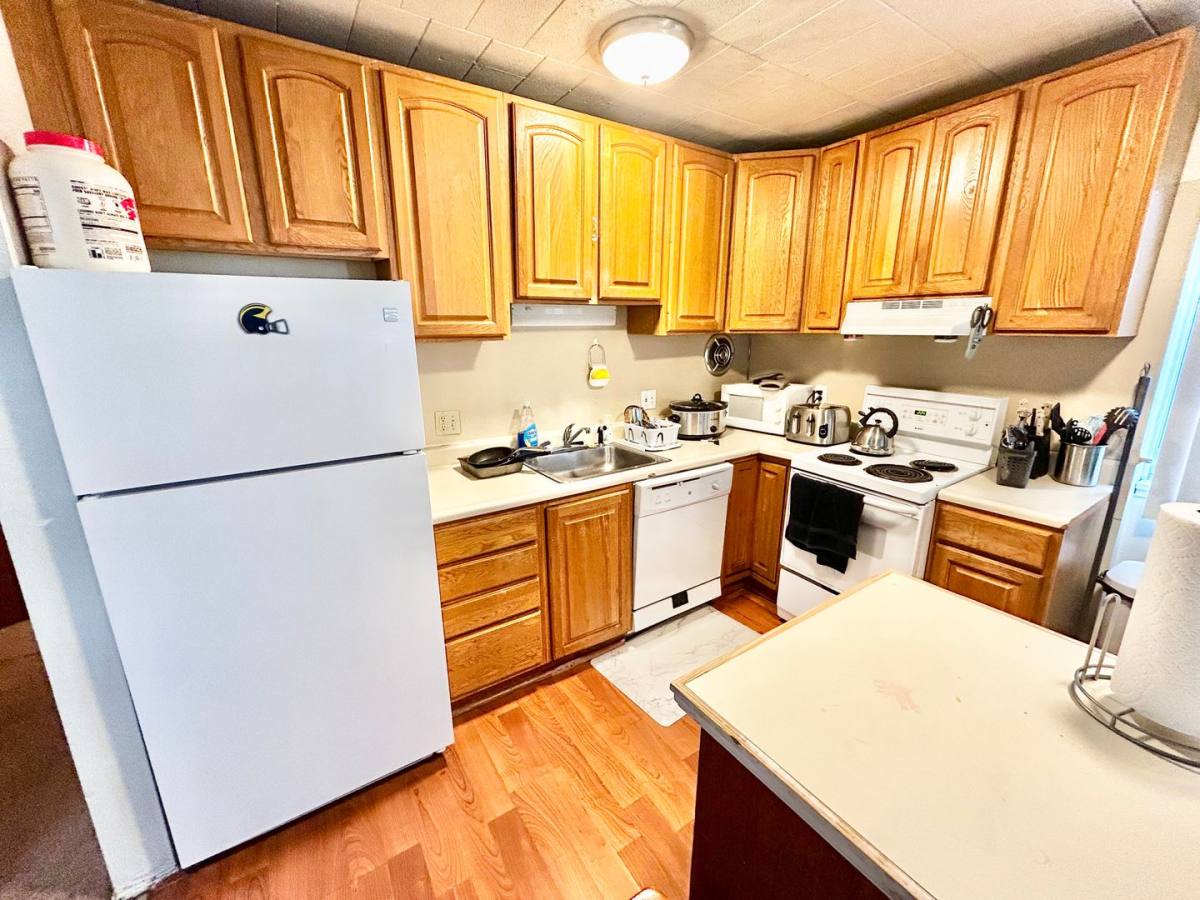 Apartment for rent at 515 Walnut, Ann Arbor, MI 48104