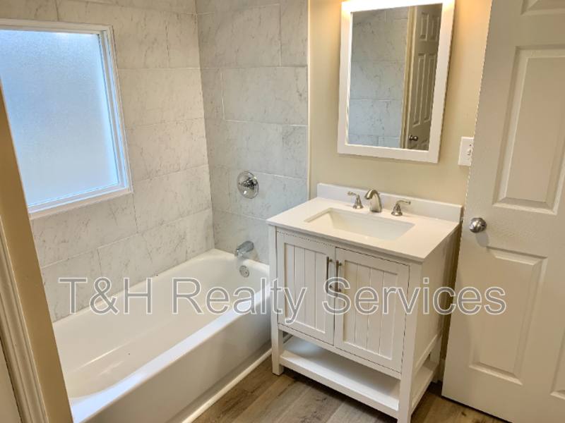 House for rent at 6155 Broadway St, Indianapolis, IN 46220