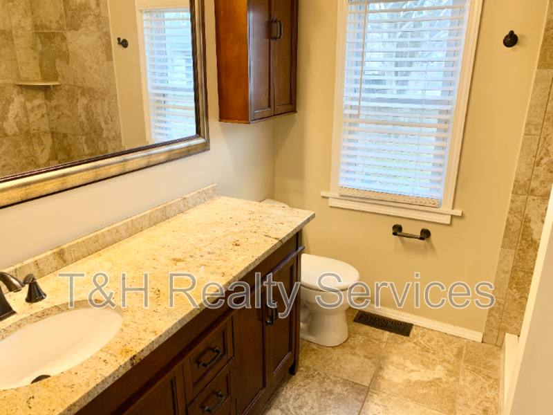 House for rent at 6155 Broadway St, Indianapolis, IN 46220