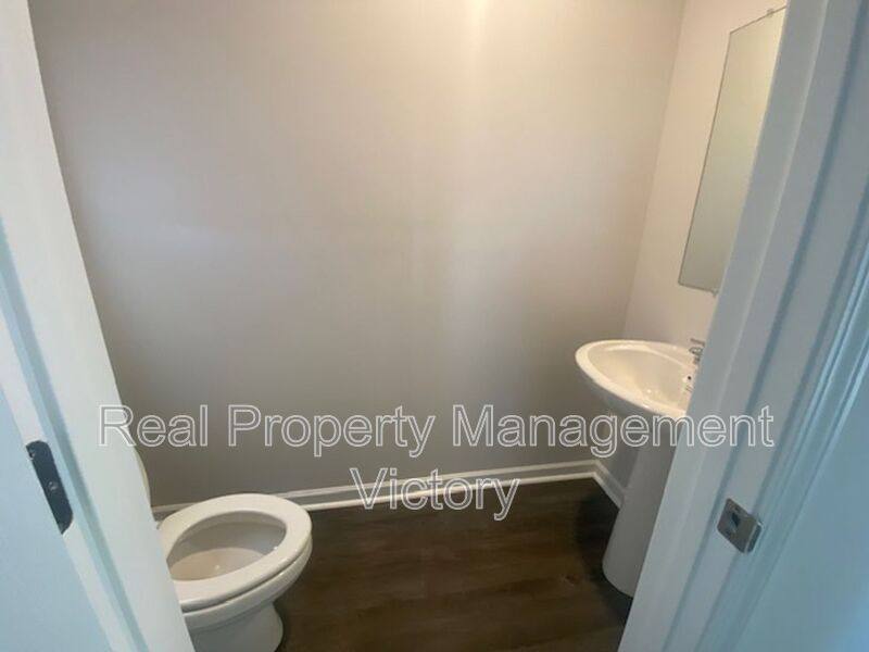Townhouse for rent at 122 Marina Dr, Lincoln, AL 35096