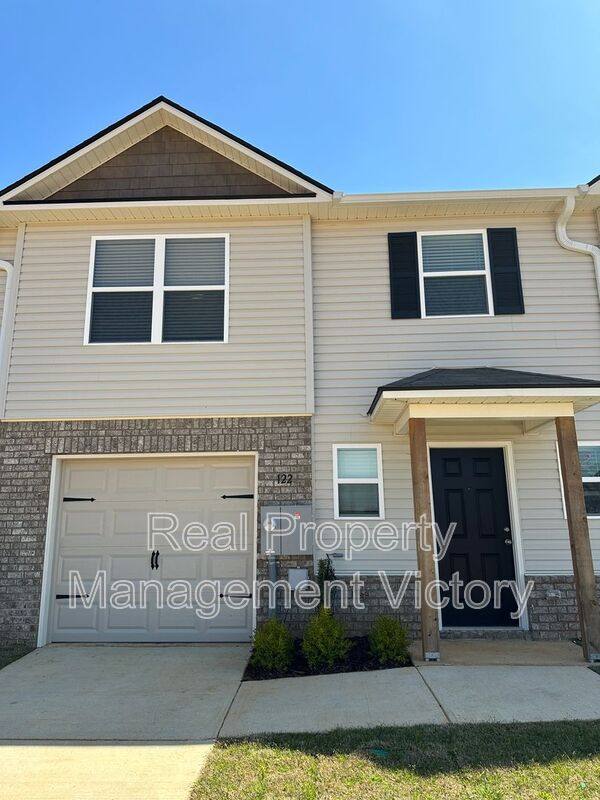 Townhouse for rent at 122 Marina Dr, Lincoln, AL 35096