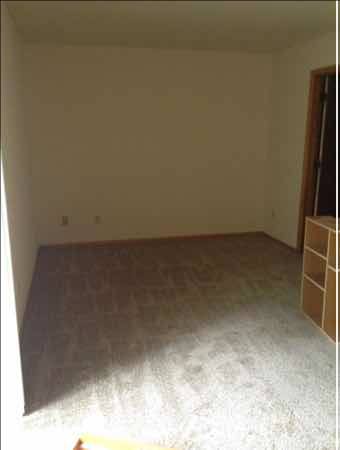 Townhouse for rent at 718 W 17th St, Bloomington, IN 47404