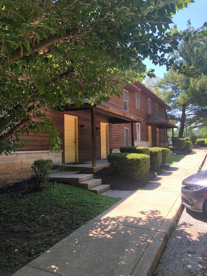 Townhouse for rent at 718 W 17th St, Bloomington, IN 47404
