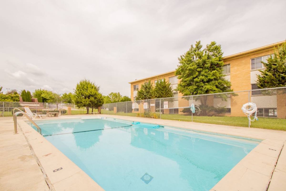 Apartment for rent at 1724 E Broadway, Columbia, MO 65201
