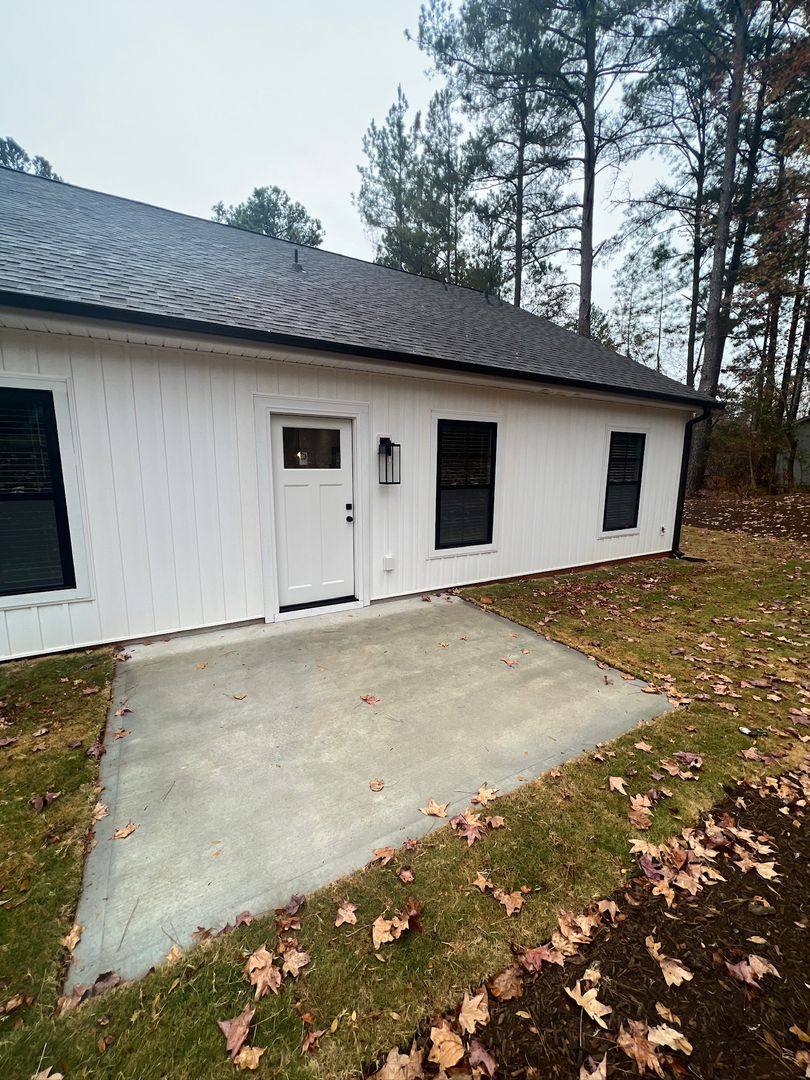 Apartment for rent at 224 Willow Court, Central, SC 29630