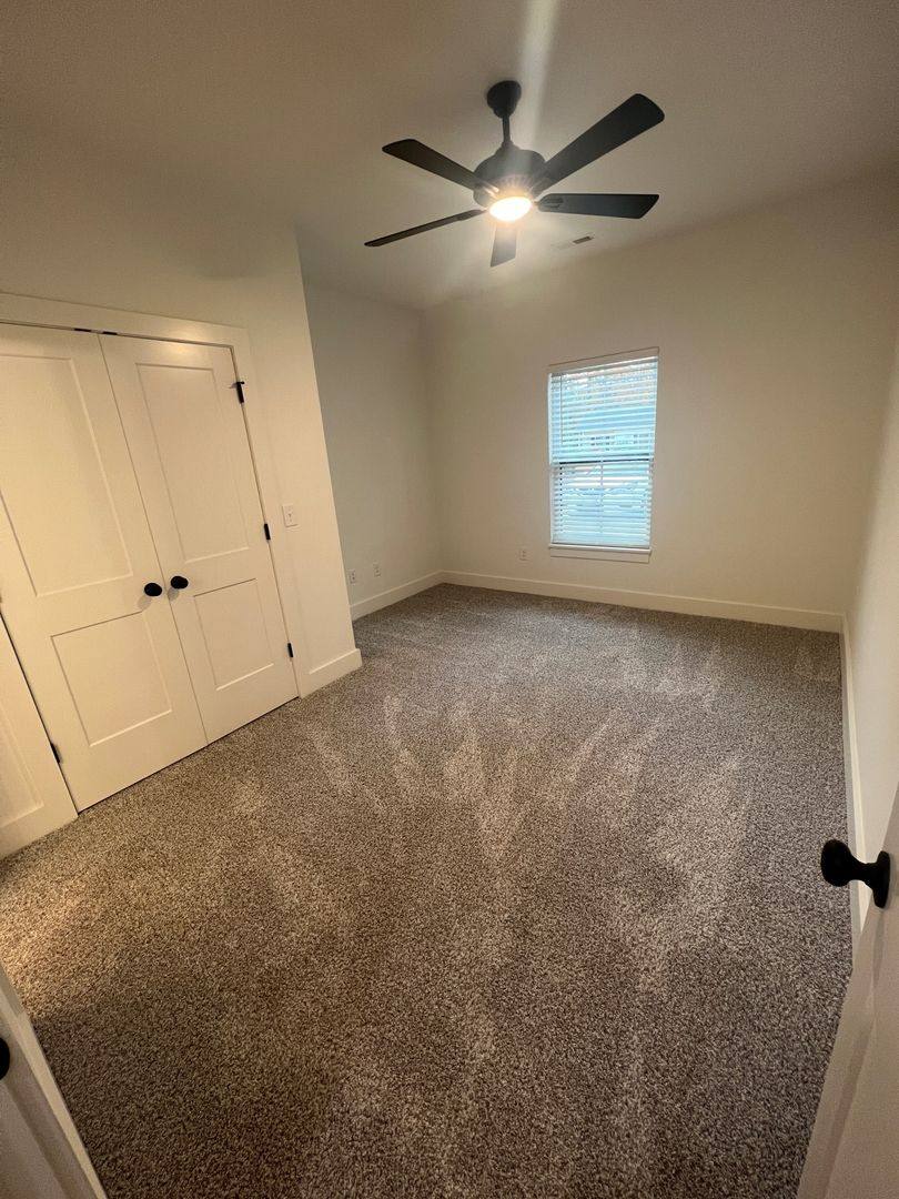Apartment for rent at 224 Willow Court, Central, SC 29630