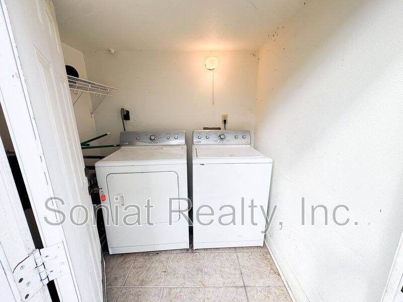 Apartment for rent at 1621 Crete St #1, New Orleans, LA 70119