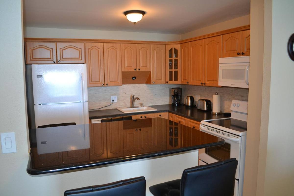 Condo for rent at 2101 S Ocean Dr, Hollywood, FL 33019