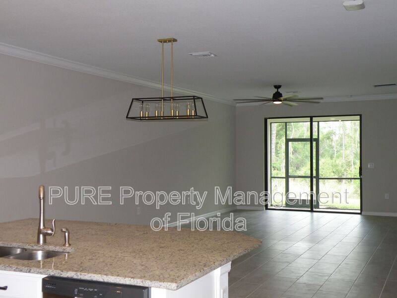 House for rent at 9176 Glenforest Dr, Naples, FL 34120