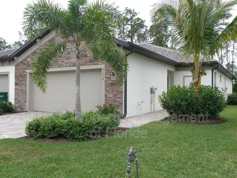 House for rent at 9176 Glenforest Dr, Naples, FL 34120