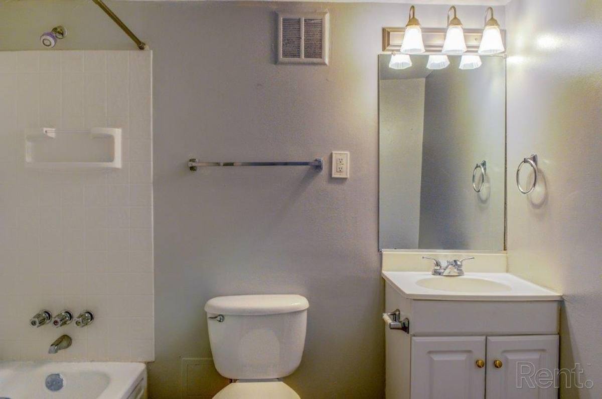 Apartment for rent at 1924 N Leg Rd, Augusta, GA 30909