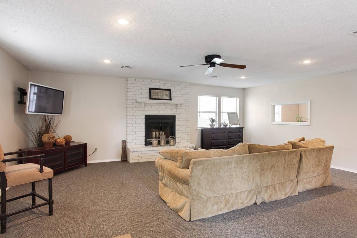Apartment for rent at 600 SE 291 Highway, Lees Summit, MO 64063