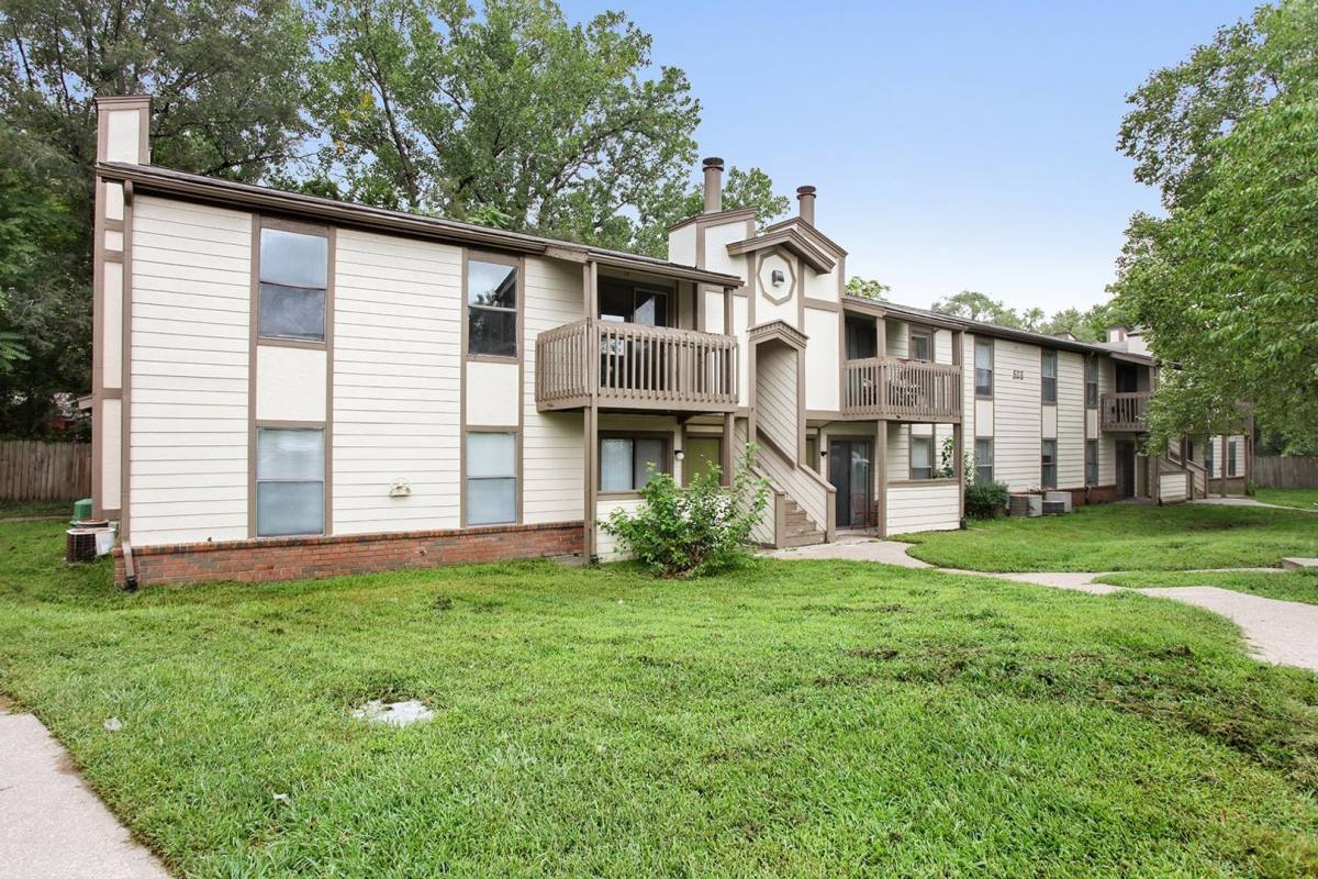 Apartment for rent at 600 SE 291 Highway, Lees Summit, MO 64063