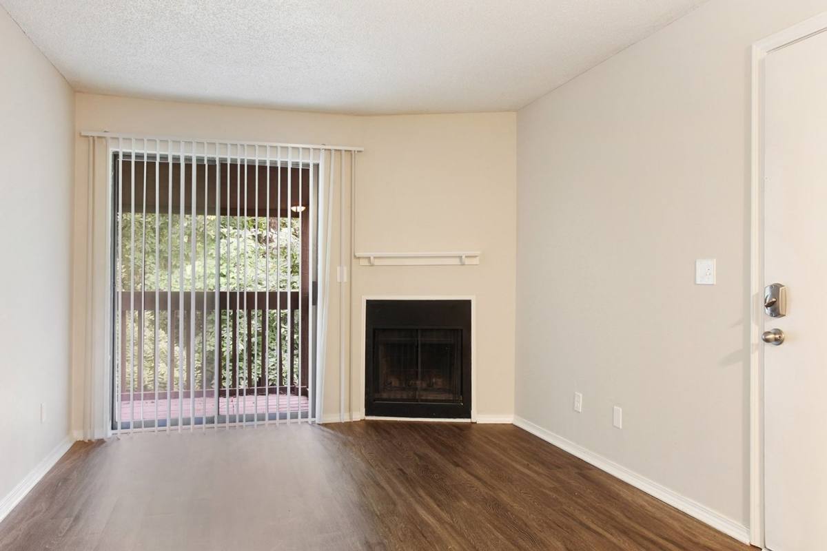 Apartment for rent at 600 SE 291 Highway, Lees Summit, MO 64063