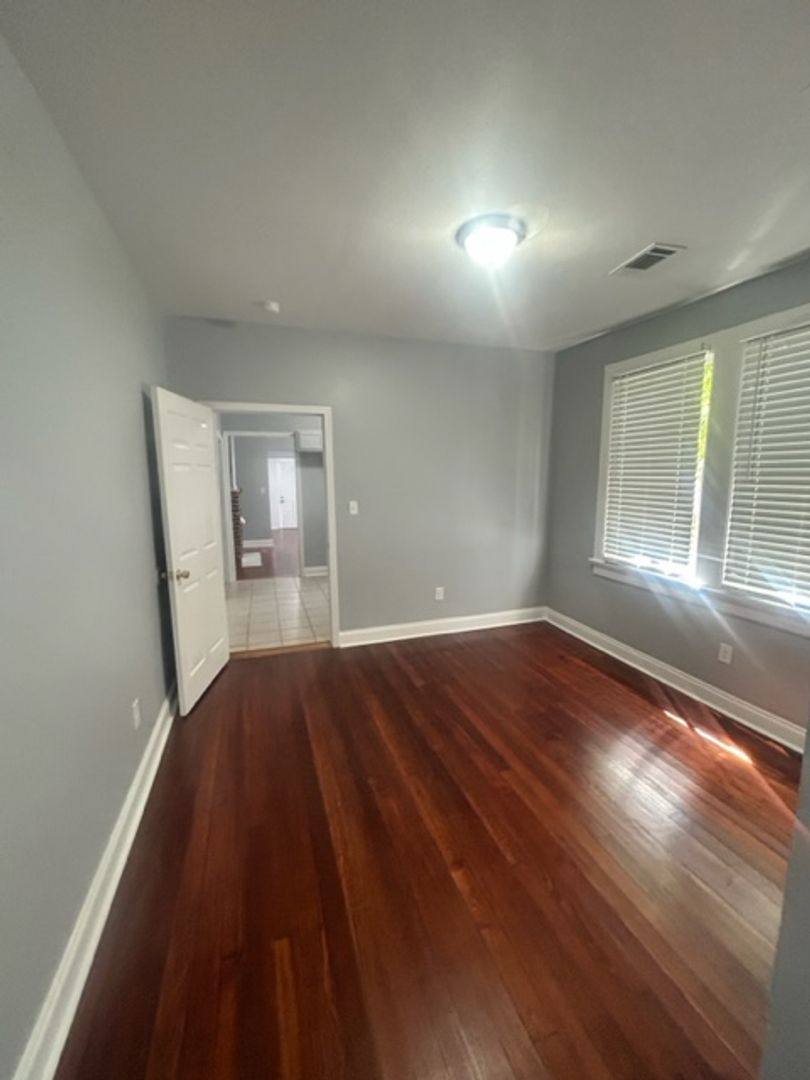 Apartment for rent at 2616-18 Cambronne St, New Orleans, LA 70118